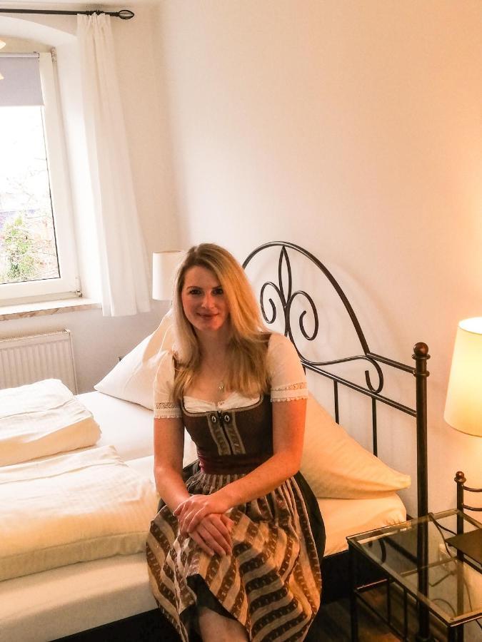 Dorfschaenke Deggendorf Hotel & Apartmenthaus & Biergarten, E-Bike-Verleih Kostenlos מראה חיצוני תמונה