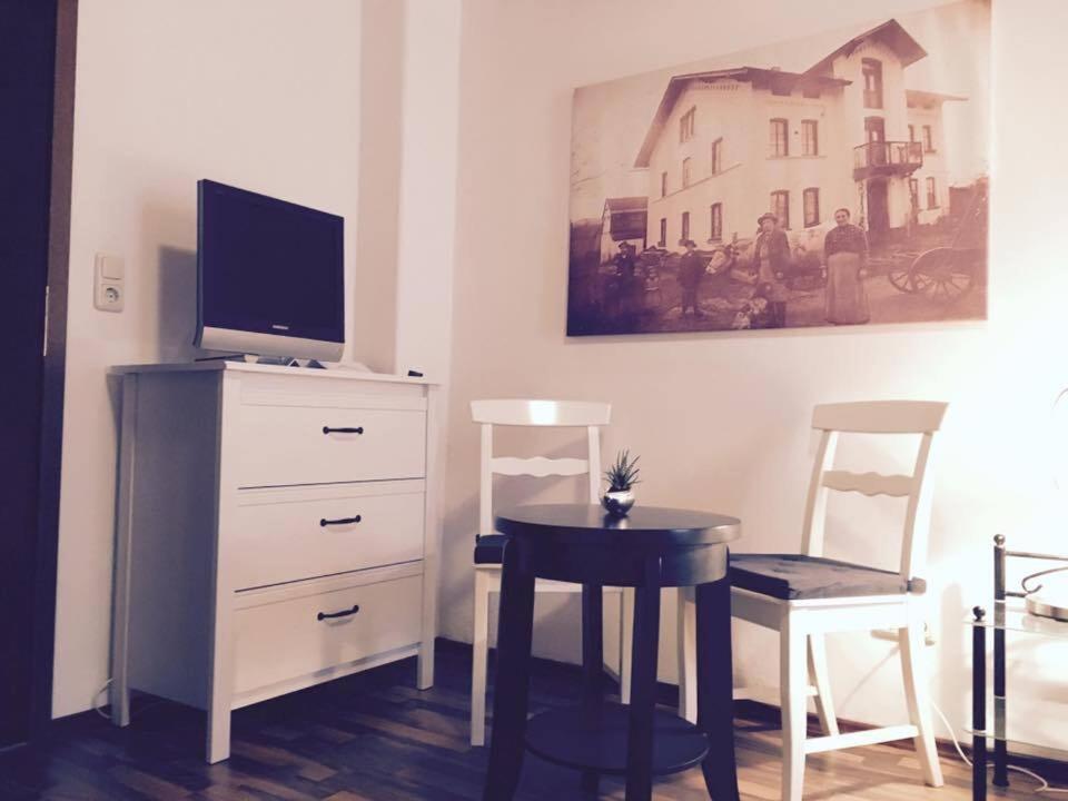 Dorfschaenke Deggendorf Hotel & Apartmenthaus & Biergarten, E-Bike-Verleih Kostenlos מראה חיצוני תמונה