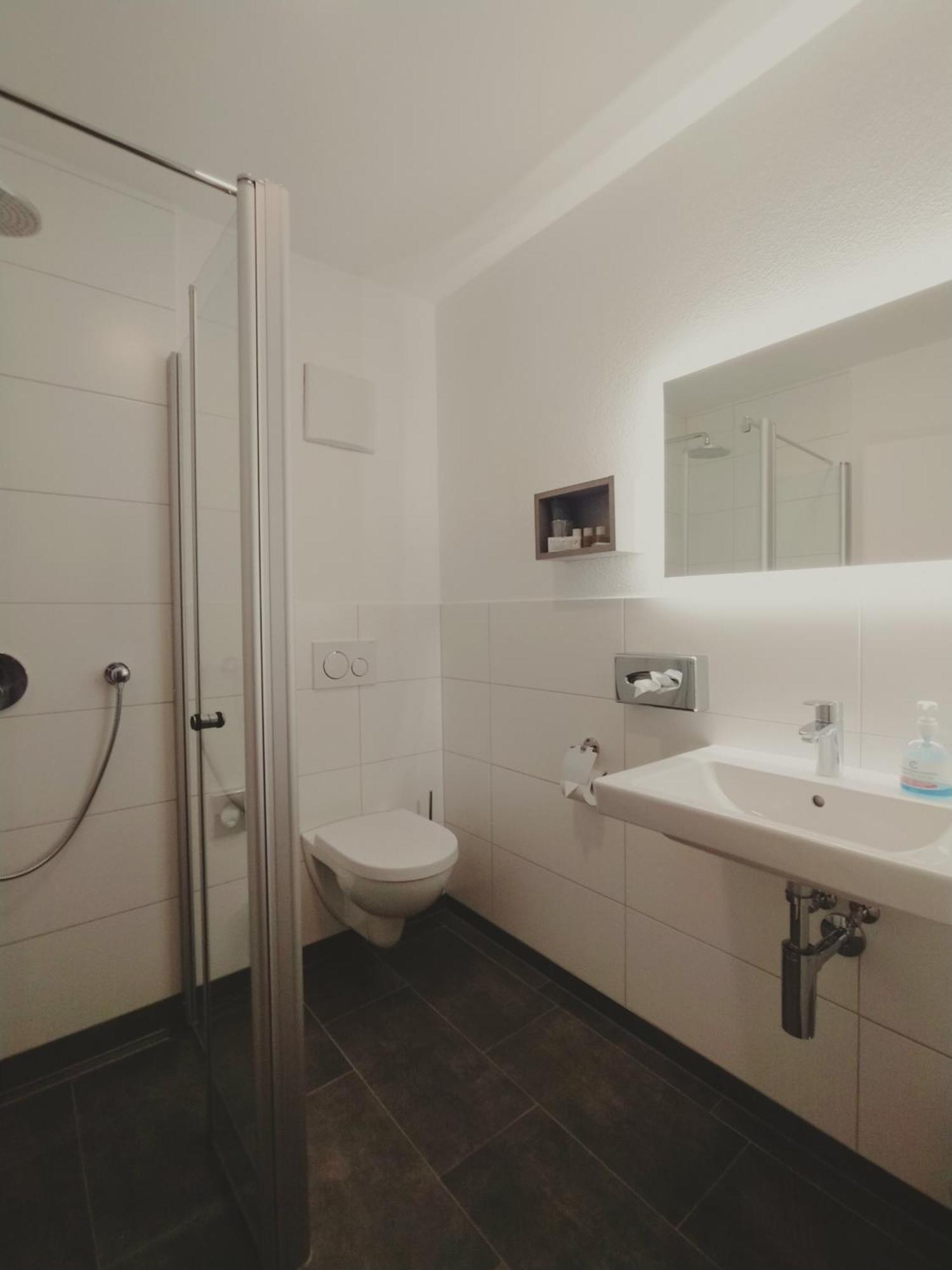 Dorfschaenke Deggendorf Hotel & Apartmenthaus & Biergarten, E-Bike-Verleih Kostenlos חדר תמונה